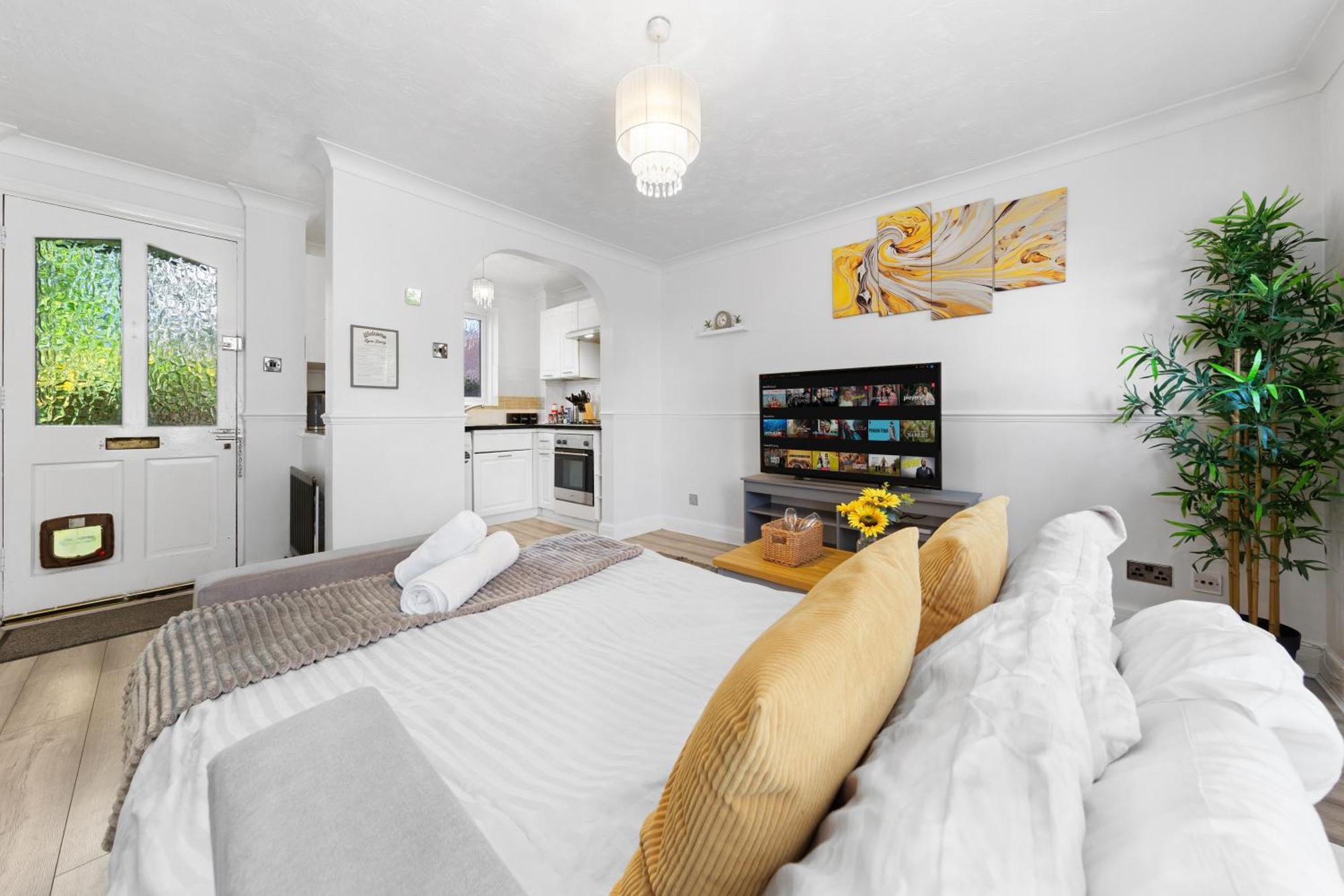 Watford Cozy Full Home - Perfect For Harry Potter Studios! Exterior photo